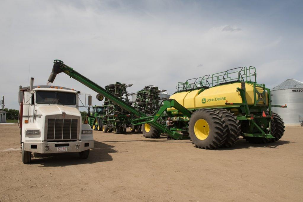 The New John Deere Air Seeder and Air Cart